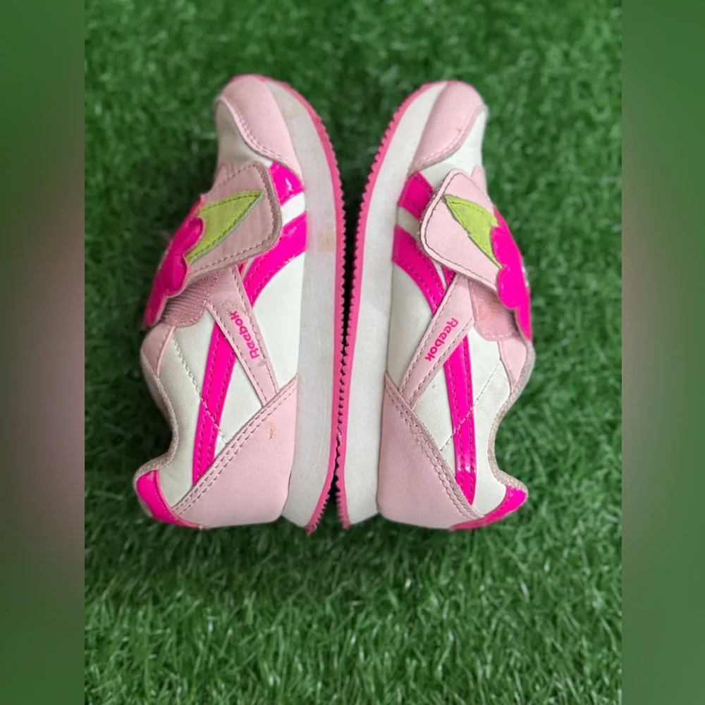 Reebok Kids Sneakers with‎ Pink and Green Floral Design Size 10